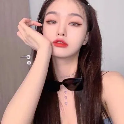 国产精品深宫侍女《宫灯微光》全集 - 侍女微光暖心